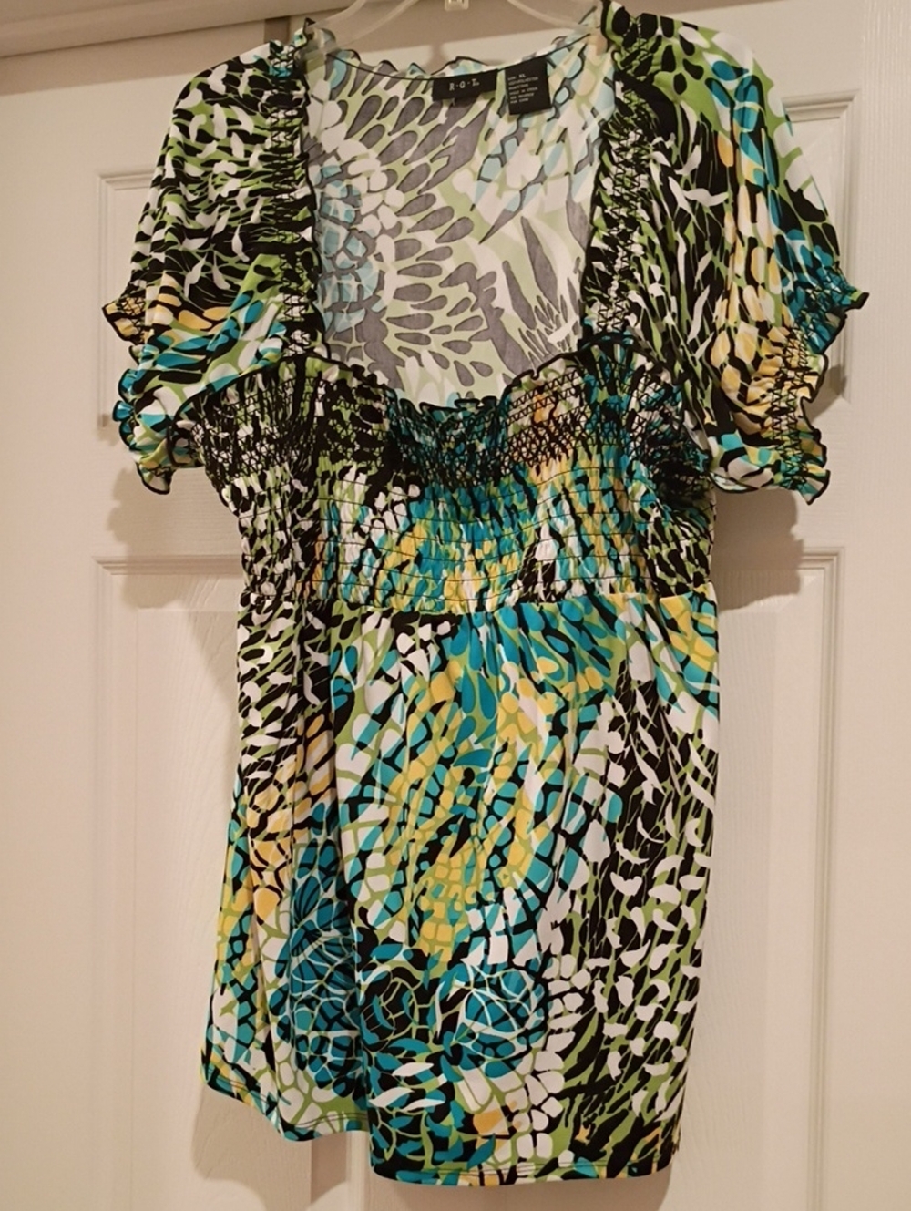 R W  T- Teal, Lime and Black Smocked  Print Top
